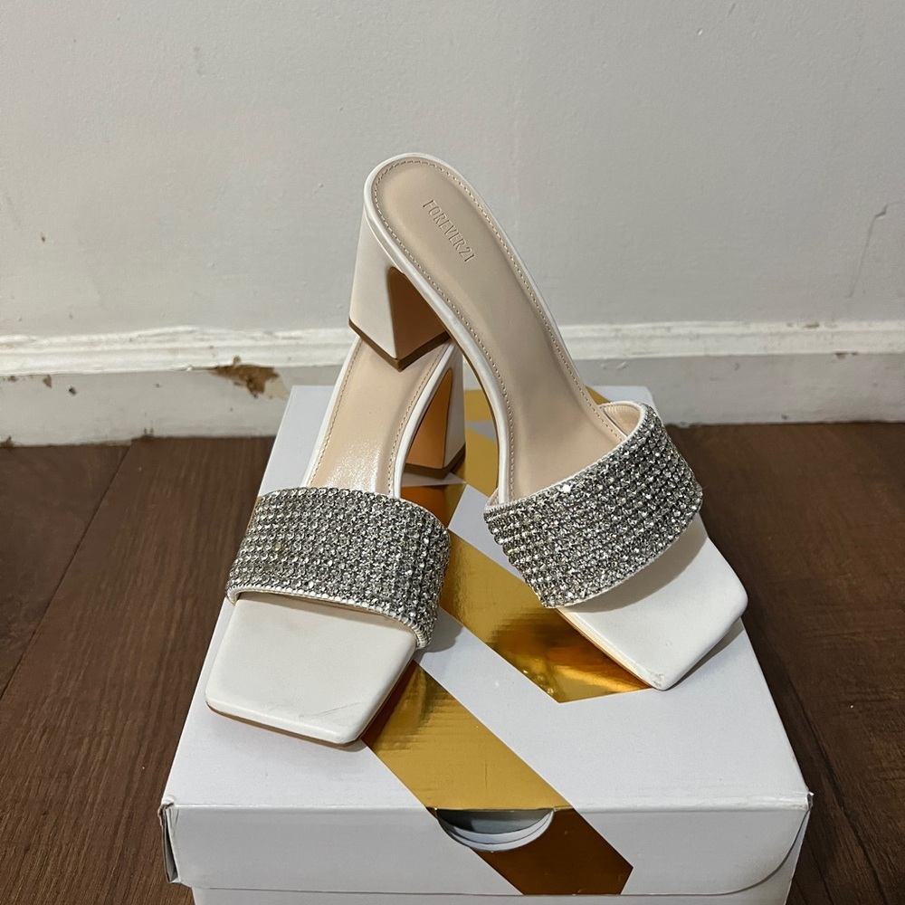 Forever 21 glitter sandal